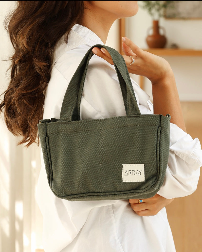 petite pocket tote for the little essentials