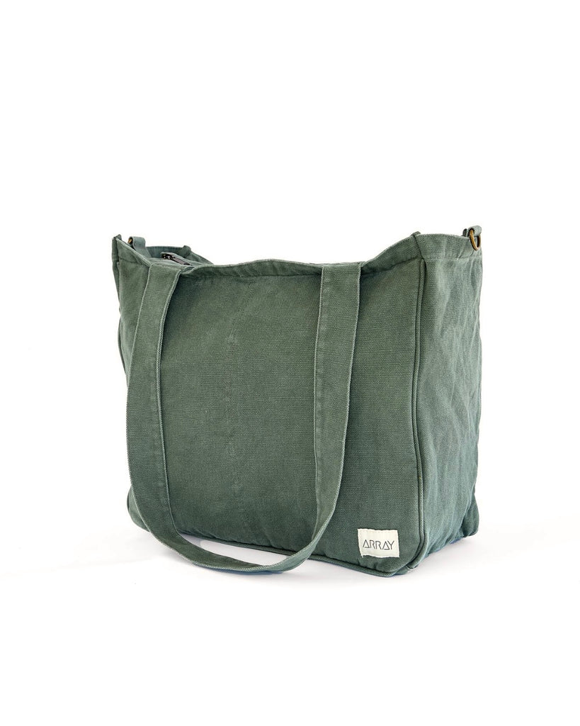 Larger version of the bestselling everyday zip top pocket tote, with six internal pockets, in a versatile and casual style. Large enough to fit a laptop, lunchbag or large water bottle, it makes the perfect bag for work or study, or the ultimate mumbag.