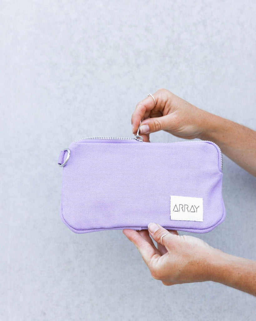 A small clutch for everyday organising. Simple and casual style, this grab-and-go clutch will help you feel a little organised.