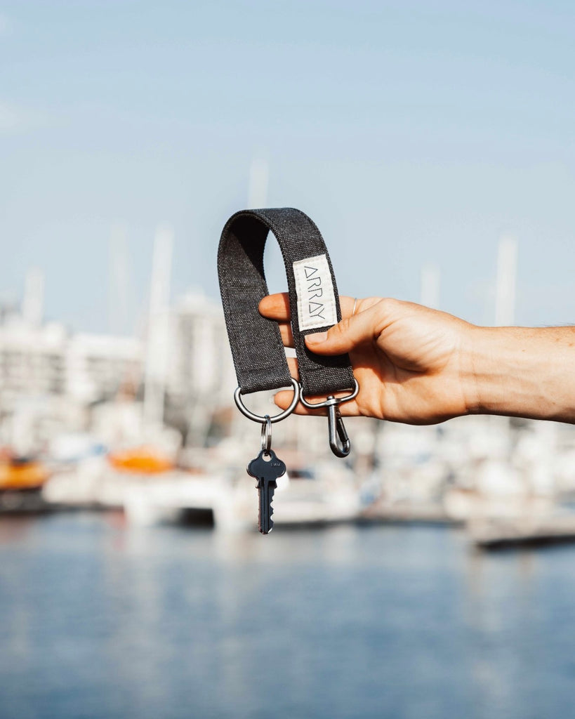 Simple, yet extremely handy keyring you didn’t know you needed. Make finding and carrying your keys easy with the ARRAY keyring.