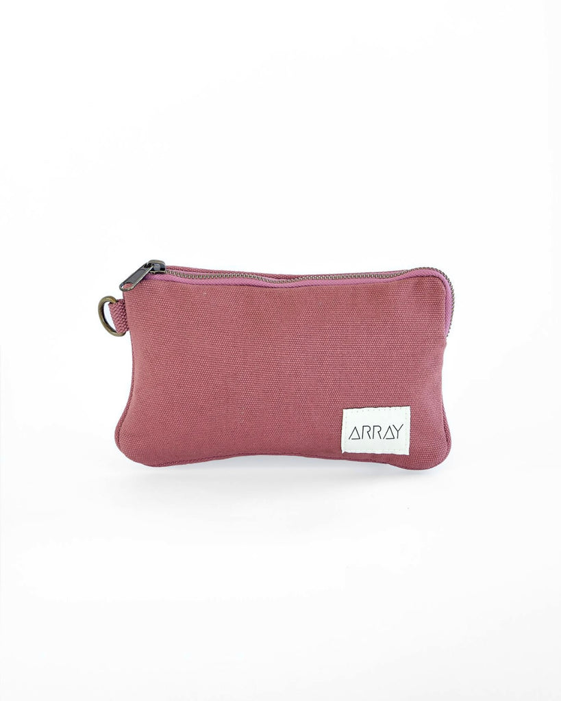 A small clutch for everyday organising. Simple and casual style, this grab-and-go clutch will help you feel a little organised.