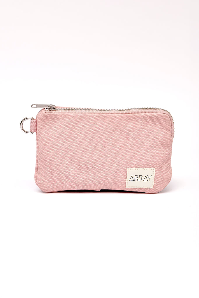 A small clutch for everyday organising. Simple and casual style, this grab-and-go clutch will help you feel a little organised.