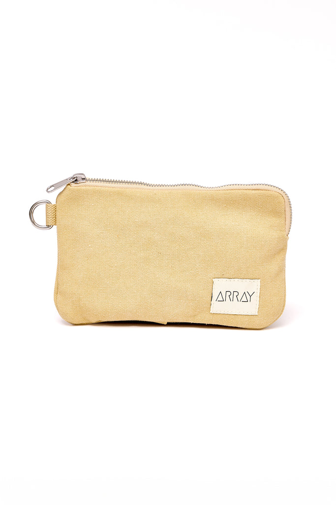 A small clutch for everyday organising. Simple and casual style, this grab-and-go clutch will help you feel a little organised.