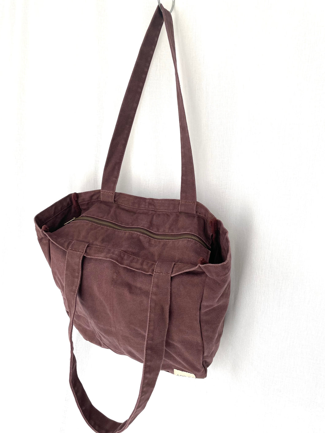 Everyday Zip Top Pocket Tote - MULBERRY