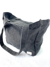 Load image into Gallery viewer, Large Zip Top Pocket Tote - WASHED BLACK
